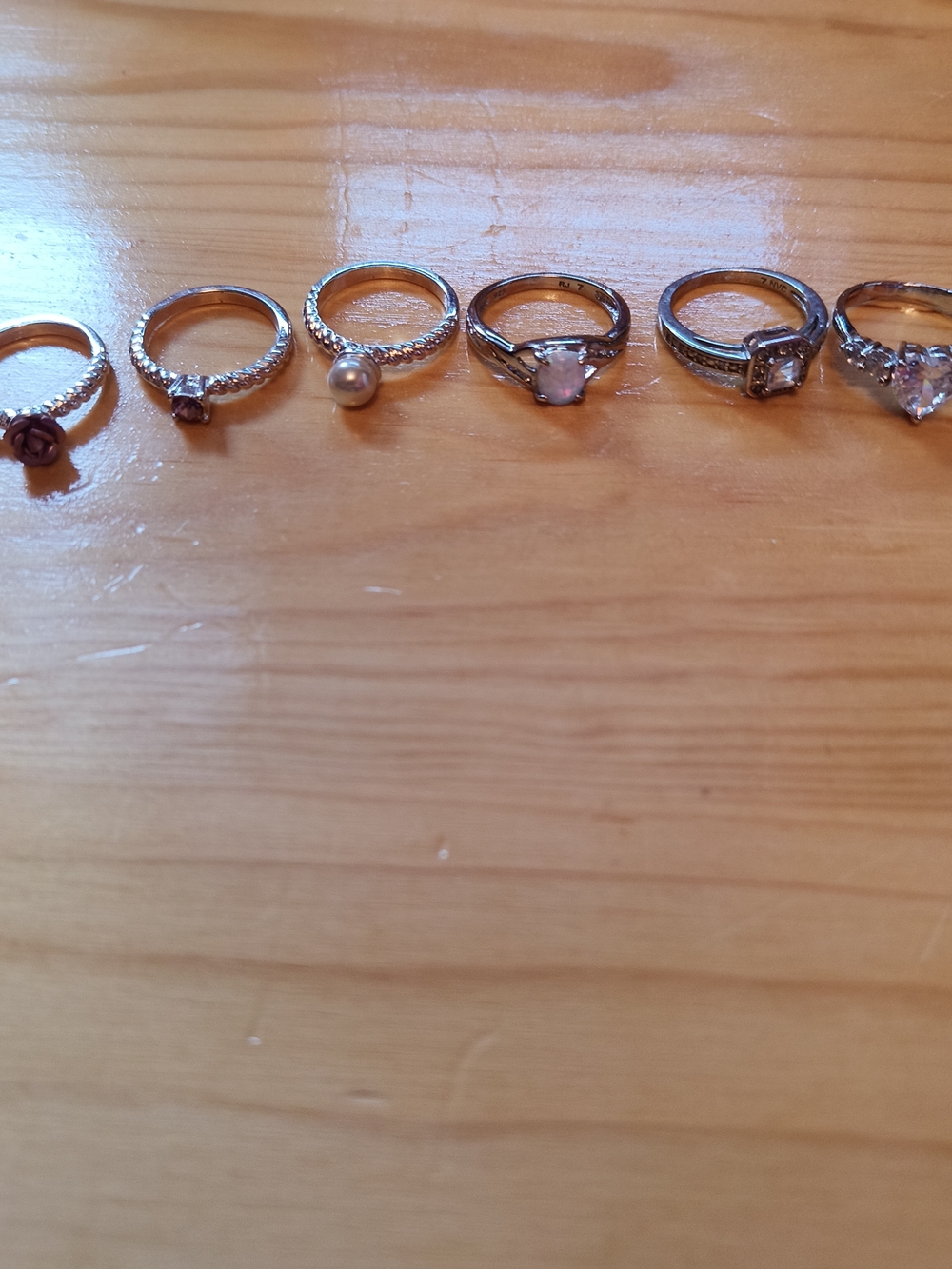 6 Pk - Avon Rings, 3 Are A Set, Three Aren't, Size 6/7
